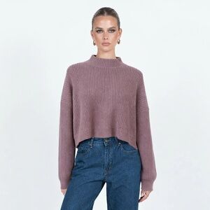 Nasty Gal Lilac Cropped Sweater Size S